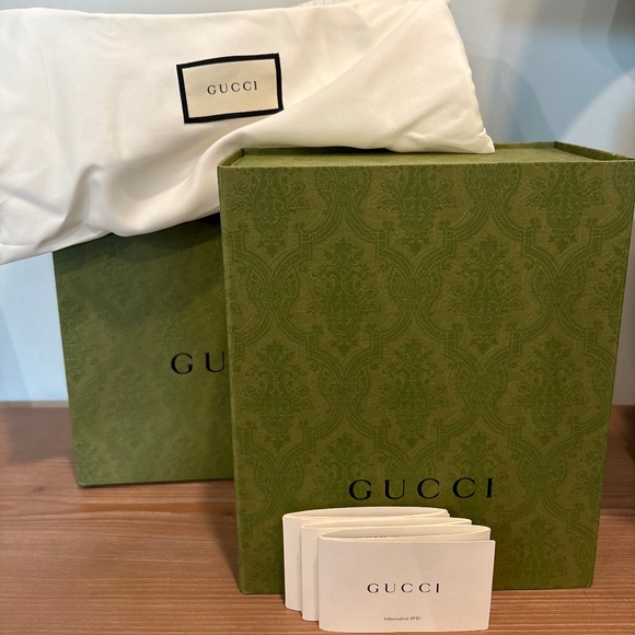 Gucci Purse - Picture 4 of 4